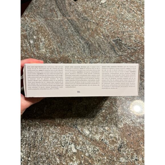 Philosophy Box of Miracles Gift Set Miraculous Anti-aging Trio NEW - Picture 6 of 7